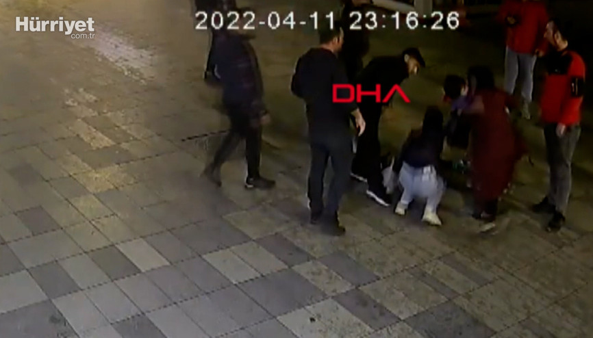 Scooterın çocuğa çarpma anı kamerada