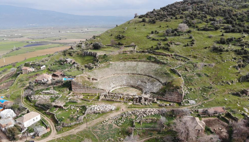 Dünyada ilk at yarışlarının Alabanda Antik Kentinde yapıldığı iddiası Dünyada ilk at yarışlarının Alabanda Antik Kentinde yapıldığı iddiası