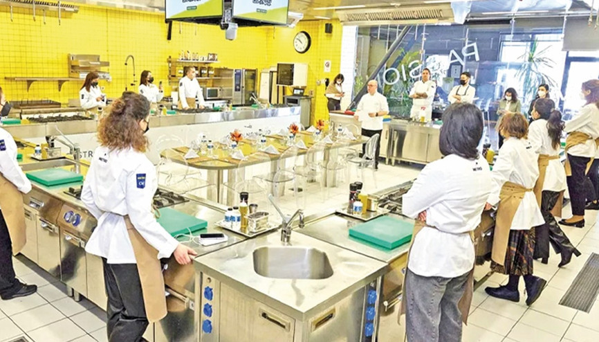 Gastronomi kazanında kaynayanlar