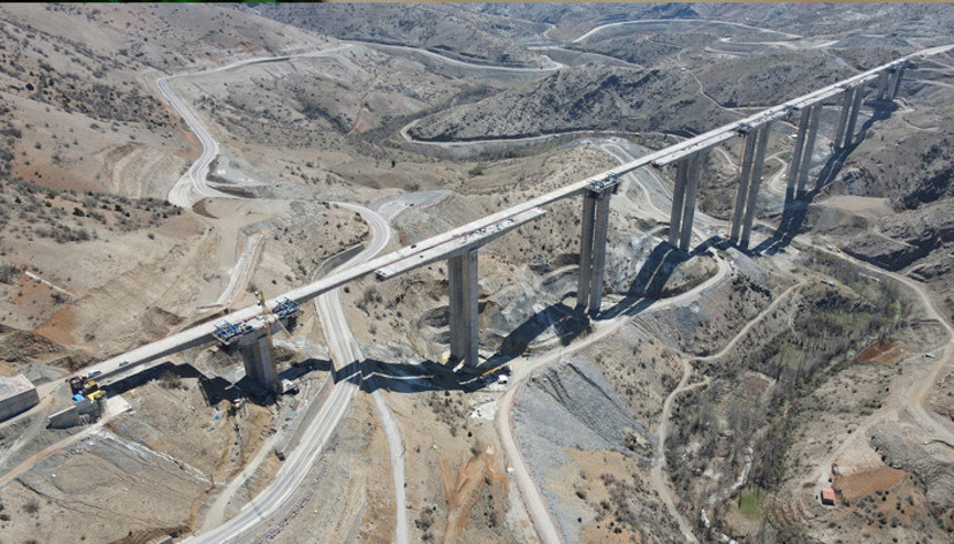 Türkiyenin en uzun viyadüğü Bakan Karaismailoğlu inceledi