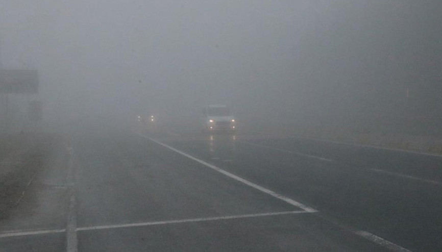 Bolu Dağında yoğun sis: Görüş mesafesi 10 metreye kadar düştü
