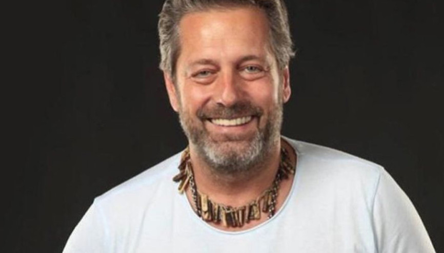 Bora Gencer kimdir, kaç yaşında, nereli  Bora Gencer babası İlham Gencer ile düet yaptı