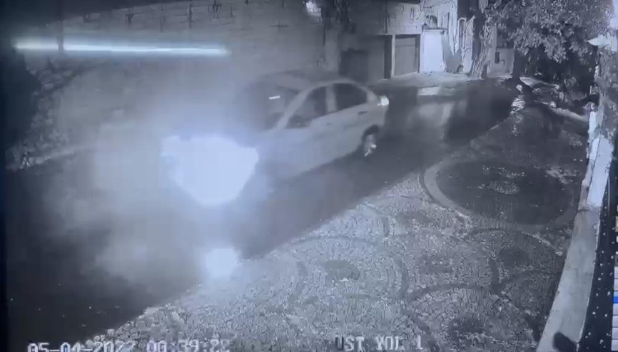 İş adamı Mustafa Feridun Uzunyolun villasına silahlı saldırı anları görüntülendi