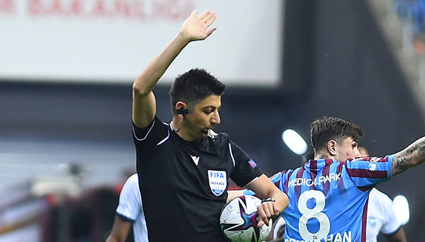 Son Dakika: Adana Demirspordan Yaşar Kemal Uğurlunun oğlu için geçmiş olsun mesajı Trabzonspor maçından önce hastaneye kaldırılmış...