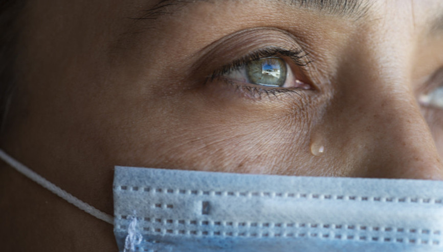 MASKE YASAĞI KALKTI MI Kapalı alanda maske takma zorunluluğu kaldırıldı mı Okullarda, otobüslerde, uçaklarda maske zorunluluğu için flaş karar