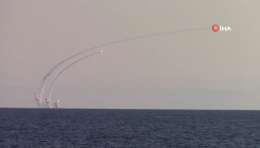 Rusya, ABD ve Avrupa’dan gönderilen silahların bulunduğu depoyu vurdu