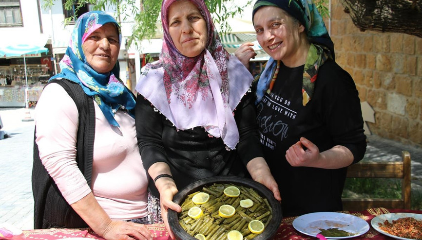 Ustasının elinden Beypazarı sarması