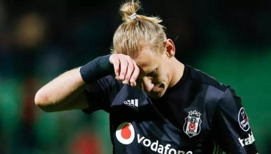 Son dakika: Fenerbahçe derbisi öncesi Beşiktaşta Vida şoku Babası için Hırvatistana gitti