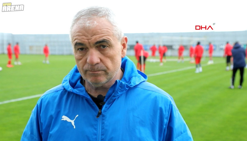 Rıza Çalımbay: Takımımız desteği hak ediyor