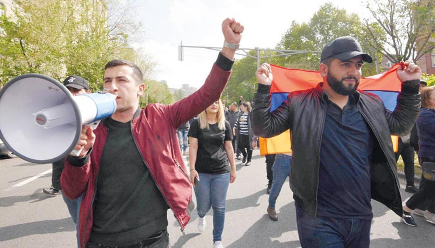 Erivan’da Paşinyan karşıtı tepki büyüdü