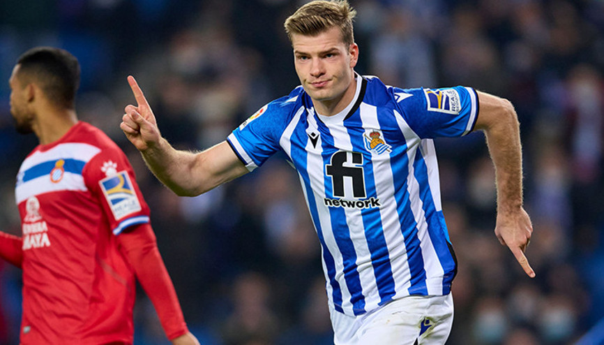 Son Dakika: Alexander Sörloth için dev kapışma Beşiktaşın ardından...