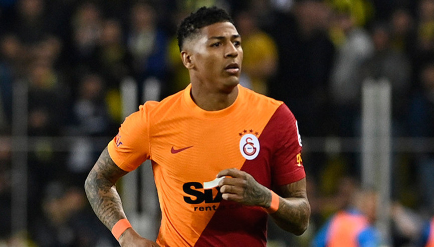 Son Dakika: Galatasarayda Patrick Van Aanholt: Terim ve Torrent farklı...