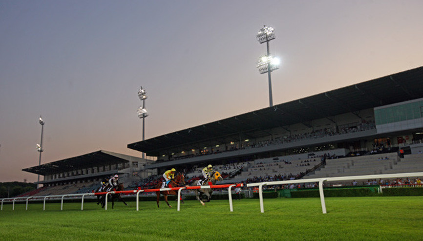 Veliefendide müthiş pazar Bu yarışlar kaçmaz
