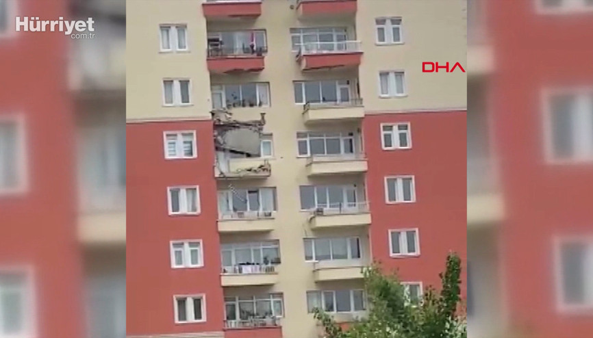 Beylikdüzünde 10 katlı apartmanın 2 balkonu çöktü