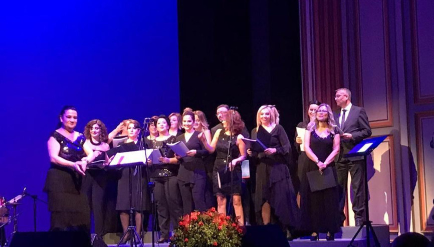 Konserin geliri hasta çocuklara