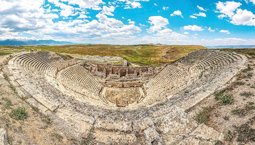 1690 yıl sonra ilk... Alkış