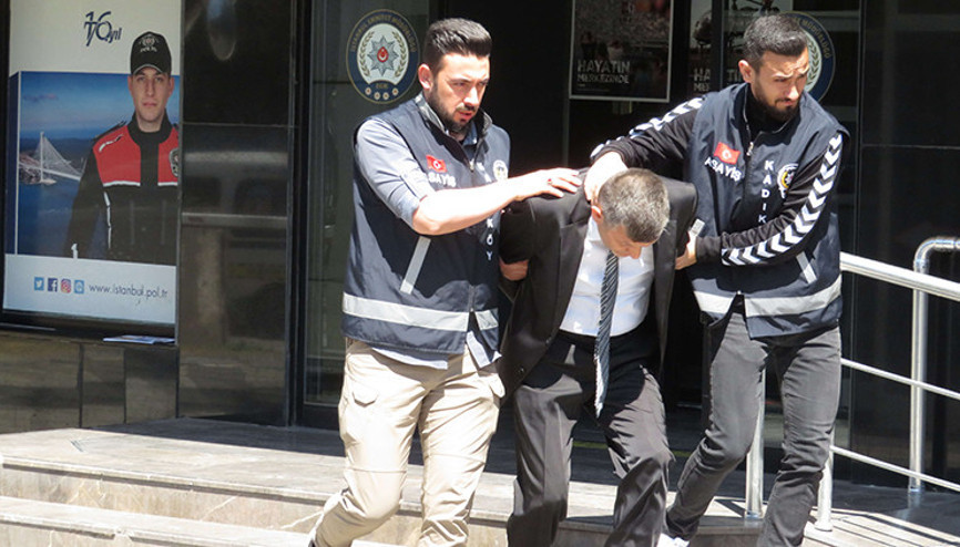 Kadıköyde dişçi Şeyma Biran cinayetinde zanlının hakimlik ifadesi ortaya çıktı: Bir anda doktor hanımı yerde kanlar içinde gördüm Kadıköyde dişçi Şeyma Biran cinayetinde zanlının hakimlik ifadesi ortaya çıktı: Bir anda doktor hanımı yerde kanlar içinde gördüm