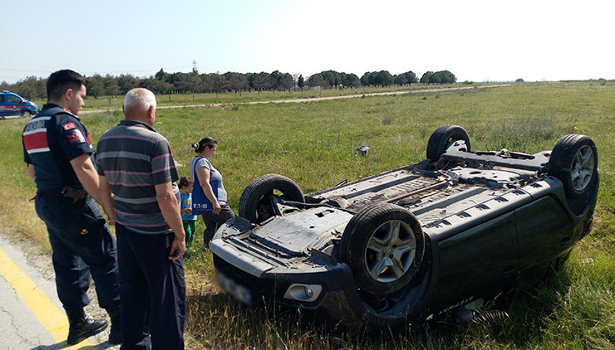 Emniyet kemeri 4 hayatı kurtardı... Burunları bile kanamadı