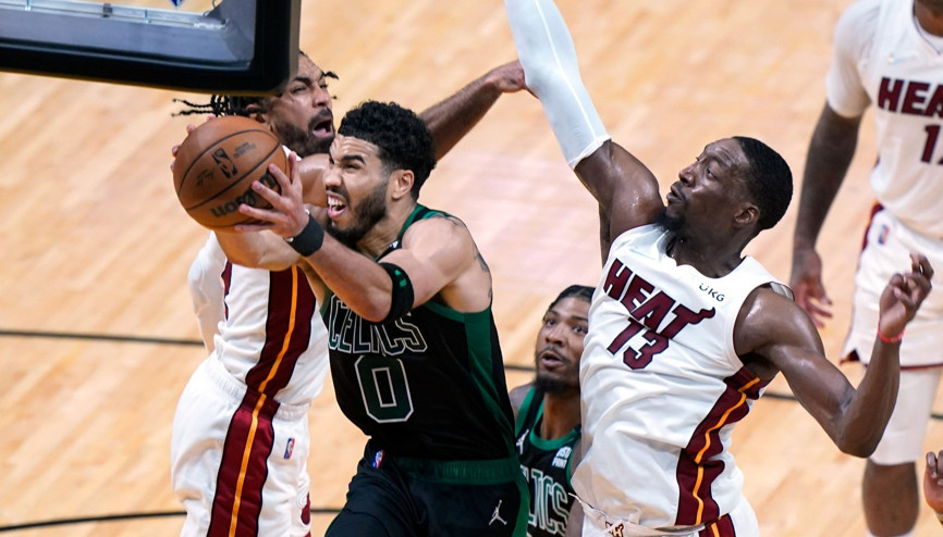 Boston Celtics final için avantaj yakaladı Kobe Bryanttan sonra Jayson Tatum... Boston Celtics final için avantaj yakaladı Kobe Bryanttan sonra Jayson Tatum...