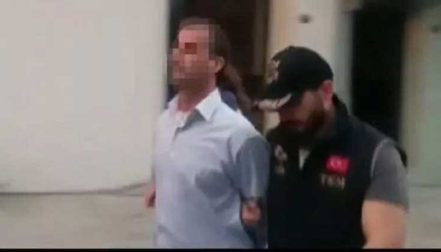 İzmirde FETÖnün hücre evlerine baskın