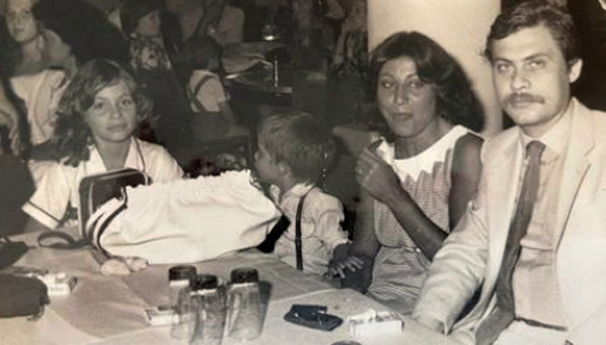 Tam 79 gün olmuş... Kızlar kime benziyor diye bakarken zaman geçiyor, acım azalmıyor