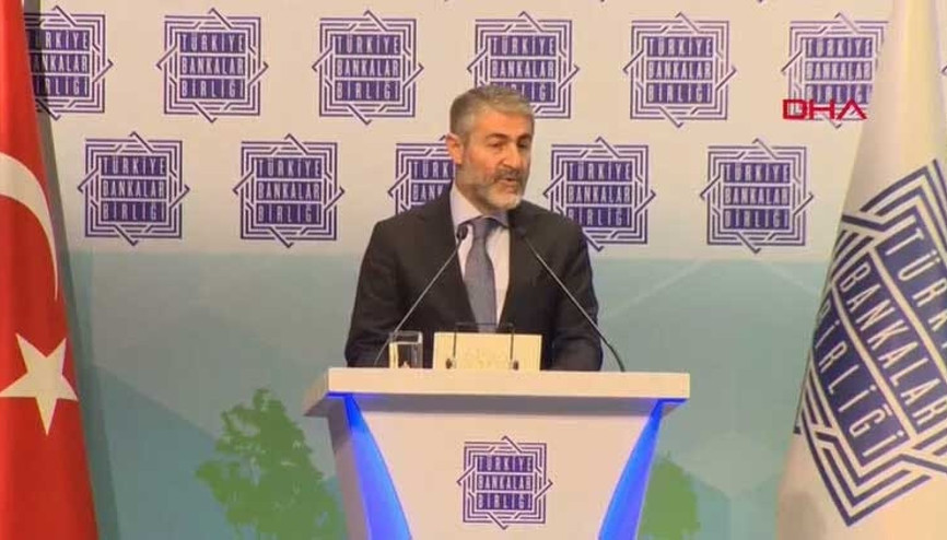 Bakan Nebatiden büyüme mesajı
