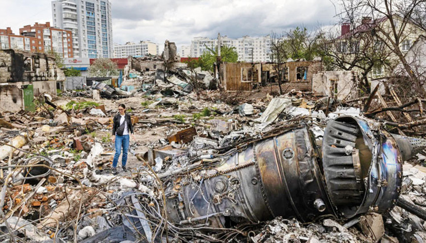 Evimizin üstüne Rus uçağı düştü