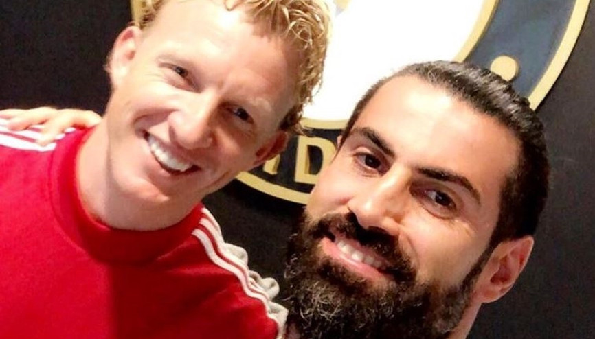 Fenerbahçenin eski yıldızı Dirk Kuyt imzayı attı Teknik direktörlük kariyerinde ilk...