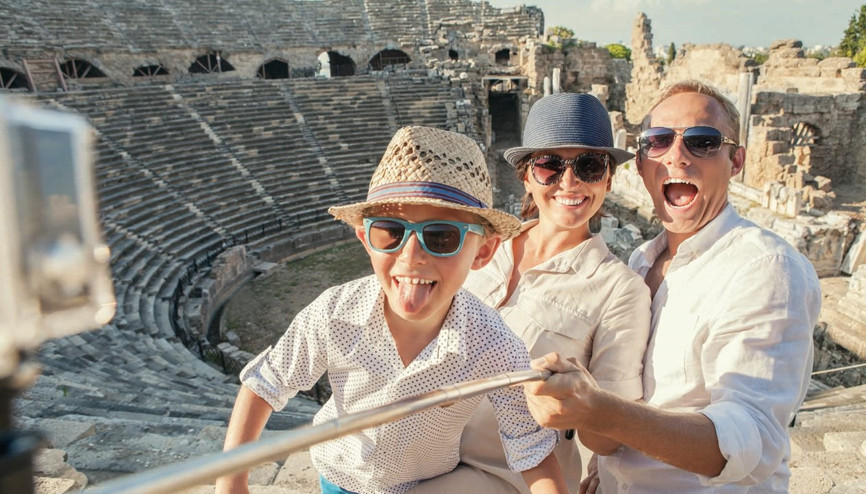 Türkiye’ye günde 150 bin turist geliyor