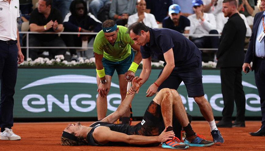 Fransa Açıkta Zverev sakatlandı, Rafael Nadal finale yükseldi