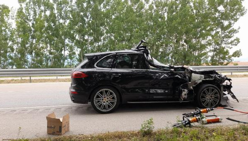 Tokatta otomobil TIR dorsesine arkadan çarptı: 2 yaralı