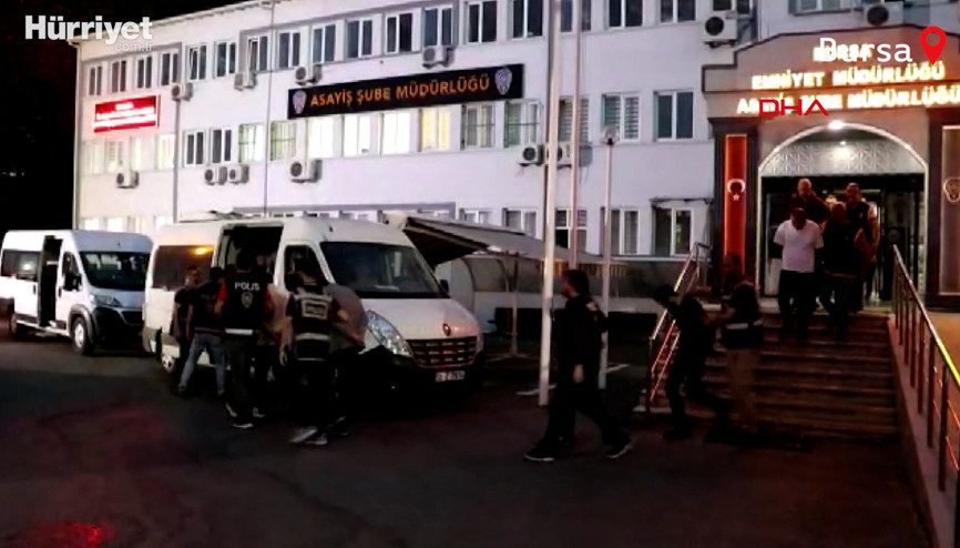 Sazan Sarmalı operasyonunda gözaltına alınan 21 kişi adliyede