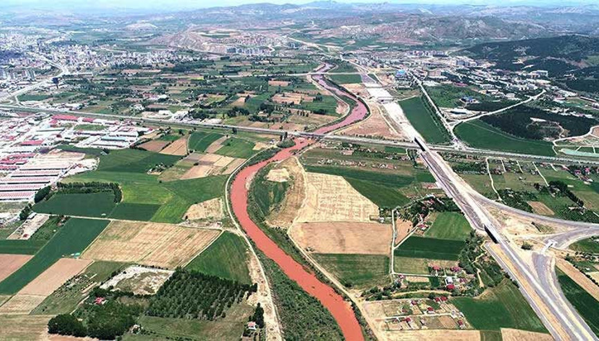 Uzman isim açıkladı: Kızılırmak rengini mineralli ultrabazik magmatik kayaçlardan alıyor