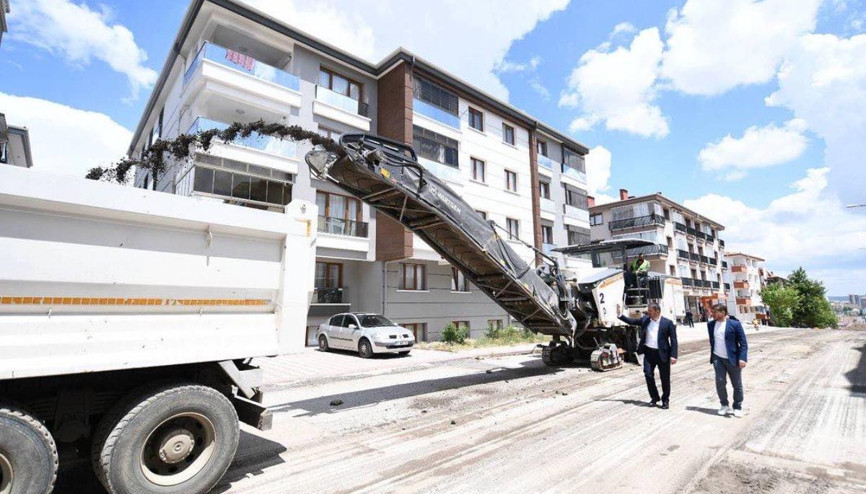 Sokaklarda yenileme çalışması