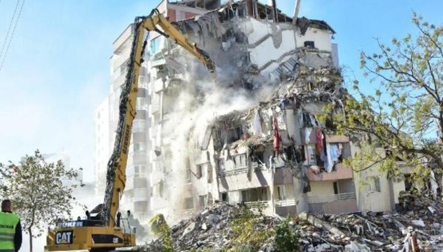 Yılmaz Erbek Apartmanı davası nedir İzmir depreminde 11 kişi hayatını kaybetmişti