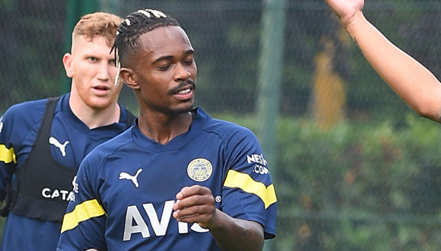 Fenerbahçede yeni transfer Lincoln Henrique sahne aldı