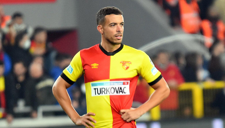 Göztepeli Di Santo Meksika’da