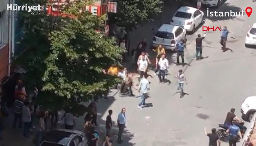 Bağcılarda mahalleyi savaş alanına çeviren kavga Gözleri kararmıştı öldüreceklerdi