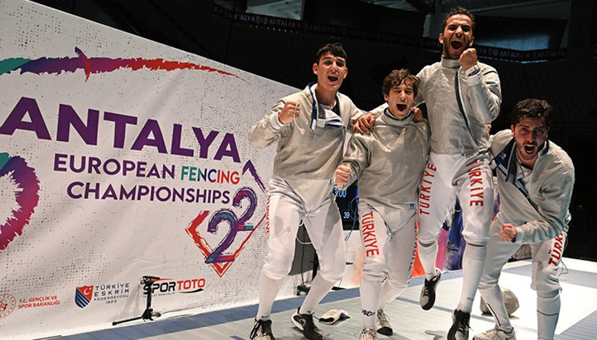 Erkekler kılıç takımından tarihi Avrupa derecesi