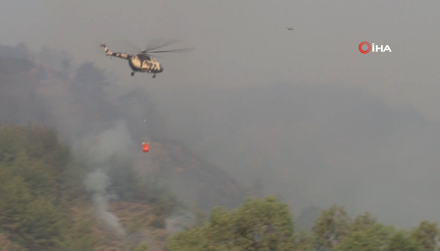 Marmaristeki orman yangınına müdahale sürüyor Marmaristeki orman yangınına müdahale sürüyor