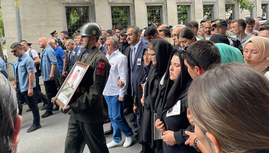 Şehit Uzman Çavuş Sercan Baş son yolculuğuna uğurlandı