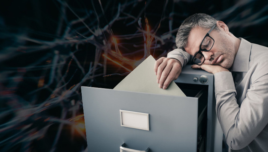 Sürekli uyumak istiyor, garip zamanlarda uyuyakalıyorsanız dikkat Arkadaşlarımla hiçbir zaman dışarı çıkamadım