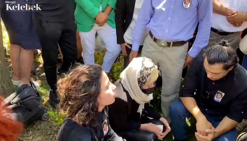Betül Arkın cenaze töreninde ayakta duramadı