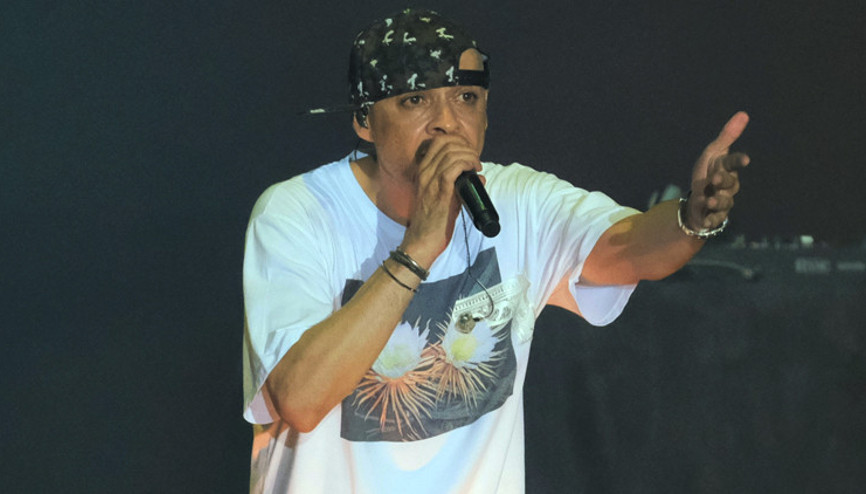 Rapstar Ceza Boğazda