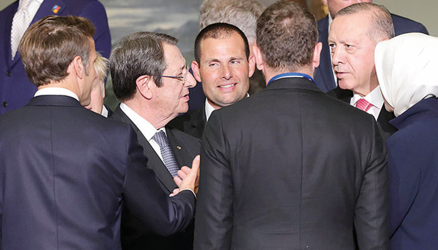 Erdoğan, Anastasiadis’i böyle geri çevirmiş: Paris olmaz KKTC’de buluşalım