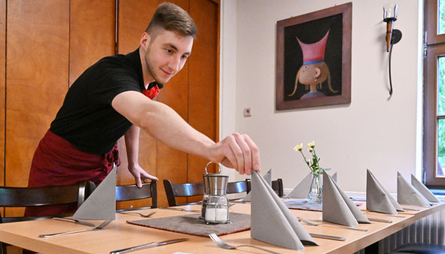 Gastronomide de gözler yabancı işçide Gastronomide de gözler yabancı işçide