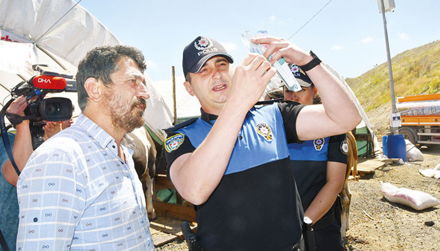 Kurban pazarında sahte para alarmı Güneşe tut gerçeği gör