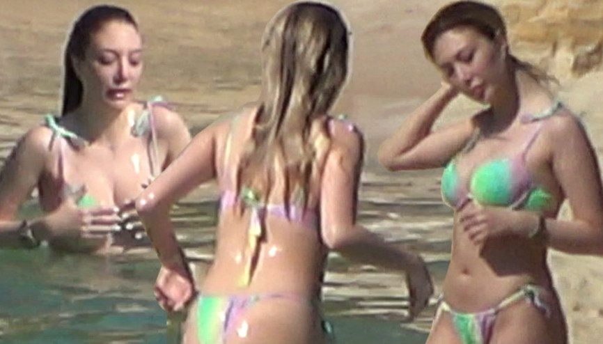 Yasmin Erbil Çeşme’de Aynada kendini izledi...