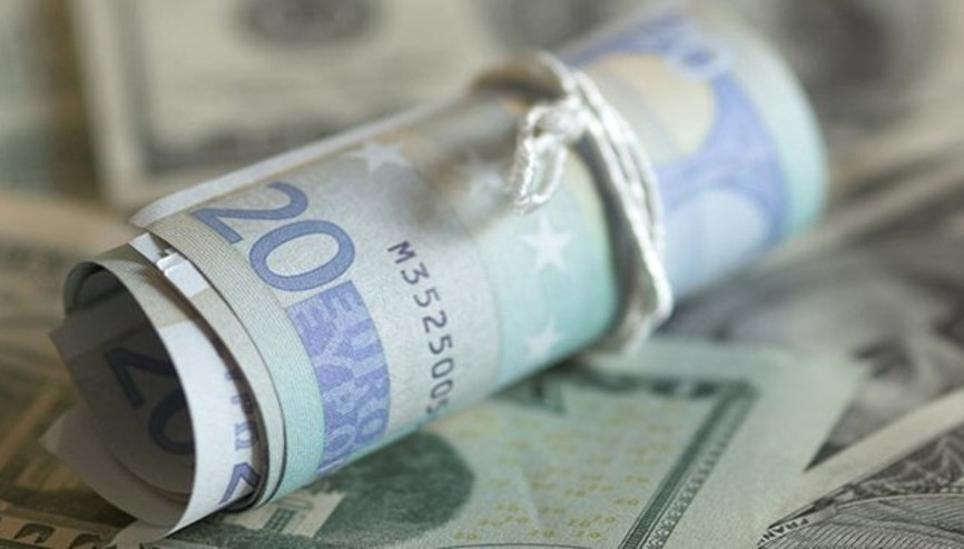 Euro/Dolar paritesi 1in altında