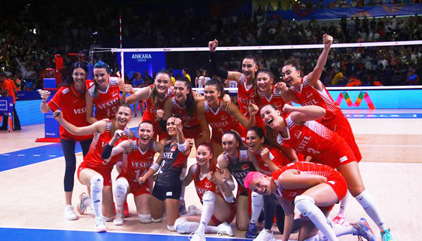 Türkiye-İtalya voleybol maçı ne zaman, saat kaçta, hangi kanalda Filenin Sultanları yarı finalde